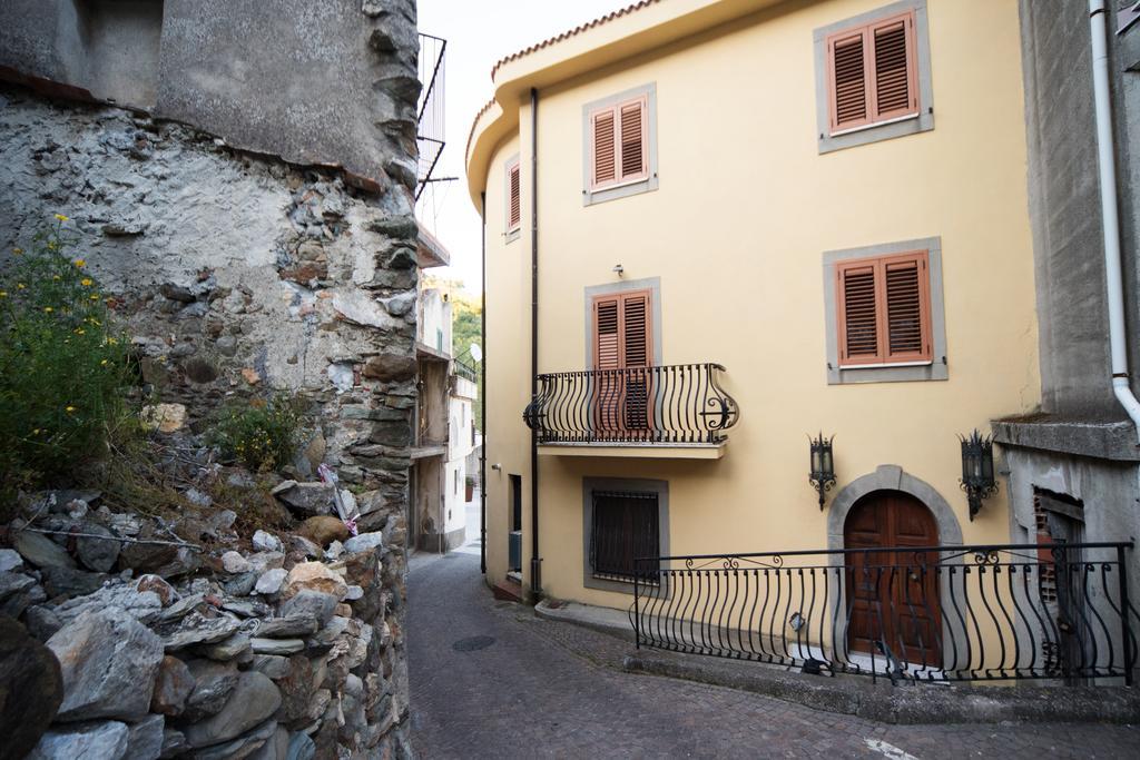 The Clock Houses Borgo Gallodoro Letojanni Eksteriør bilde