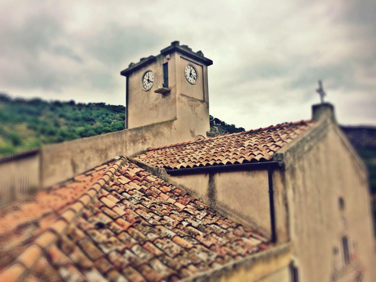 The Clock Houses Borgo Gallodoro Letojanni Eksteriør bilde